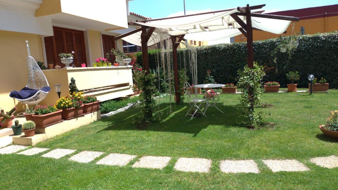Gemma Di Gallura Charme B&B Олбия Екстериор снимка