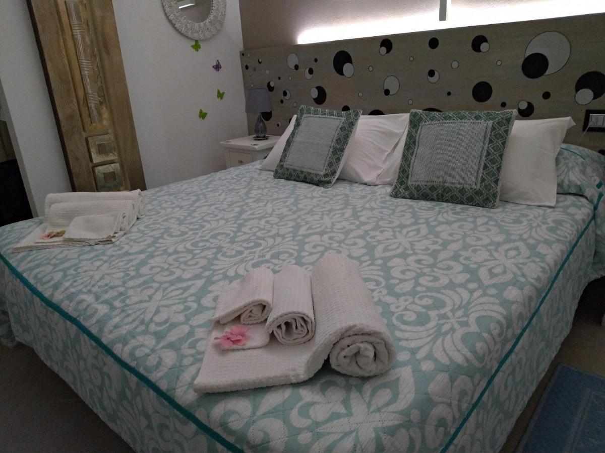 Gemma Di Gallura Charme B&B Олбия Екстериор снимка